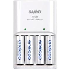 Sanyo eneloop Ladeger�t MQN04 mit 4 Stk. eneloop Batterien AA Mignon