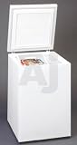 Review Woods  / Woods CF05W 5.3 cu. ft. Chest Freezer with Manual Defrost, 1 Plastic Basket, Foam-Insulated Lid and Adjustable Thermostat