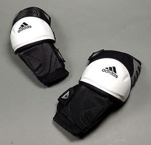 adidas 111 Lacrosse Arm Guard Senior Medium
