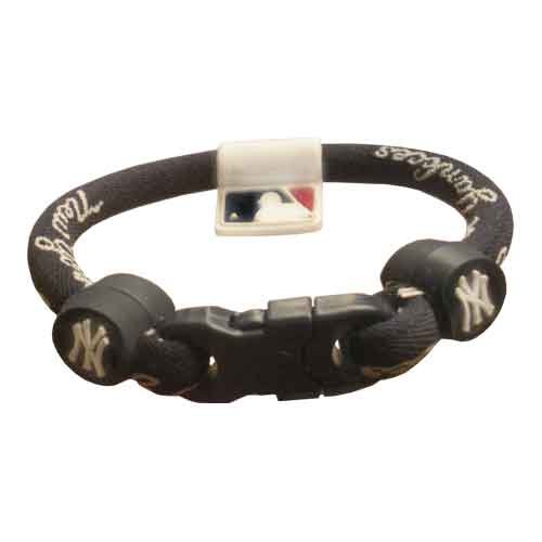 Phiten Custom New York Yankees Navy Blue Titanium Bracelet with Yankees Trim and Navy Clasp 7″