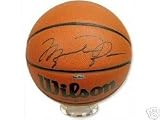 MICHAEL JORDAN CHICAGO BULLS AUTOGRAPHED BASKETBALL UDA