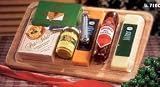 Holiday Hostess Cheese & Sausage Gift