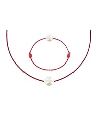 Les Poulettes Jewels - Necklace and Bracelet Set White Pearl 8-9 mm with Red Color Wax Cord