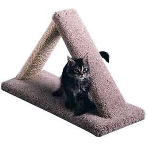 Cat Scratch Triangle : Color NATURAL : Size 16 INCHES