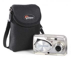Lowepro D-Res 8 Compact Camera Pouch - Black/Silver