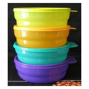 Tupperware Set of 4 Cereal Bowls with Seals by Tupperware