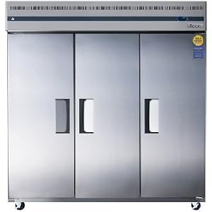 Everest Refrigeration ESF-3 Deluxe 69 cu ft 3 Solid Door Reach-In Commercial Freezer