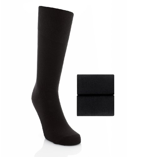 2 Pairs of Freshfeet Long Socks