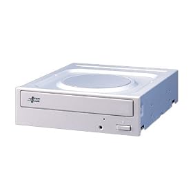 BUFFALO ����DVD�h���C�uDVD-RAM/�}R/�}RW(DVD�}R 2�w�Ή�) 24�{�� DVSM-U24FBS-WH