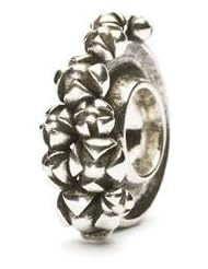 Original Trollbeads Bouganville 11168 Flowers to make you remember the romantic summer evenings spent on the shores of the Mediterranean Sea. Designer: Ragner JÀrgensen