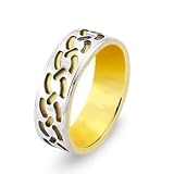 White gold comfort fit band.