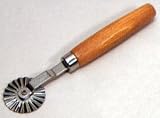 Pastry Cutter with Fluted Wheel 1397
