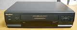 Quasar VHQ560 Video Cassette Recorder Player VCR 4 Head VHS