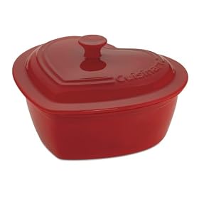 Cuisinart Chef's Classic Ceramic Bakeware 2-Quart Heart-Shaped Baker with Lid