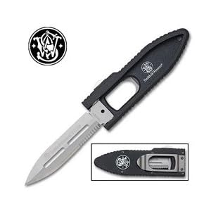 Smith and Wesson SWVIP Viper Serrated Knife by Smith & Wesson