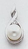 14kt White Gold Pearl & Diamond Pendant - XP246WPLAA