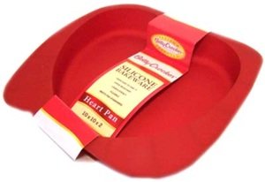 More image Betty Crocker Silicone Heart Shaped Cake Pan
