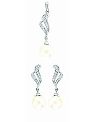 14K White Gold 0.28 cttw Glistening Statement Piece Diamond and White Pearl Set