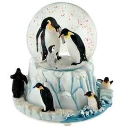 Musical Motion Penguin Snow Globe