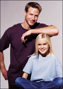 CrewNeck T-Shirt Heavy Weight Ultra Cotton 6.1 oz. by Gildan (Style# 2000)