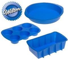 Wilton Silicone Ultra flex Silicone Bakeware Set Cake Pan, Loaf Pan, Muffin Pan 31JhS9NFIAL Wilton Silicone Ultra flex Silicone Bakeware Set Cake Pan, Loaf Pan, Muffin Pan