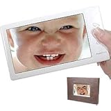 Photoshare 7 Portable Digital Photo Album & Carrying Case
