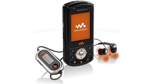 Sony Ericsson W900i Walkman - Cellular phone with two digital cameras / digital player / FM radio - WCDMA (UMTS) / GSM
