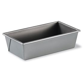Calphalon Classic Bakeware 5-by-10-Inch Rectangular Nonstick Large Loaf Pan by Calphalon