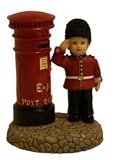 Buckingham Palace Guard With Post Box Figurine