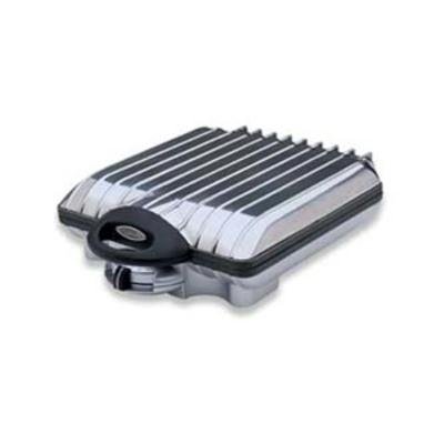 VillaWare V2001C UNO Classic Waffler 4-Square