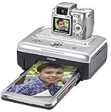 Electronics : Kodak Z740 Digital Camera + Printer Dock Bundle [5MP, 10 x Optical Zoom]
