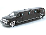 Die-cast Model Lincoln Navigator Limo (1:24 scale in Black)
