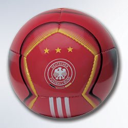 DFB-adidas-Minifussball Lusitano