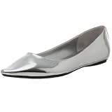 Kenneth Cole REACTION Womens Stop Her Flat