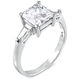 Wedding Ring in Sterling Silver w/ Cubic Zirconia - size 5
