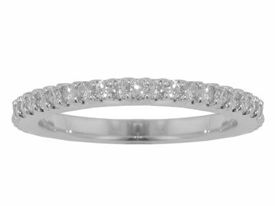 0.75 Ct TW Ladies Round Diamond Wedding Band in Shared Prong Ring 14k