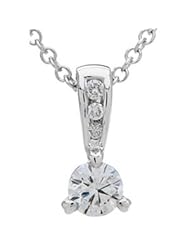 Diamond pendant in 18kt white gold