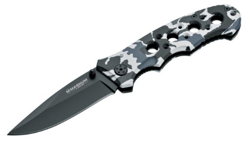 Magnum Winter Camo Knife Magnum Winter Camo Knife