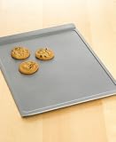 Calphalon Classic Bakeware 14-by-17-Inch Rectangular Nonstick Large Cookie Sheet