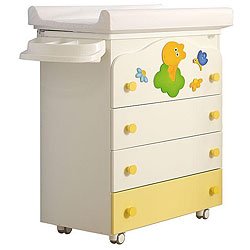 Giraffe 3-in-1 Nursery Dresser And Changing Table by Azur