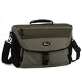 Lowepro Nova 200 AW SLR-Kameratasche (f�r 1 bis 2 SLR mit Objektiv und bis zu 5 weitere Objektive) khaki-braun
