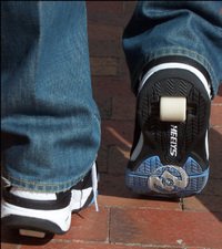 Heelys Paint Rollershoe (Black/Black/White) #7557
