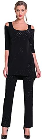 Stunning Clara Sun Woo, Peek a Boo Shoulder Shimmer Top