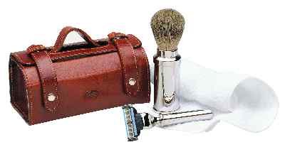 Becker Manicure Collection M&auml;nnerpflege Travel & Shave Set Rasierer + Pinsel + Handtuch +  Preisvergleich