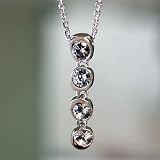 スワロフスキー(Swarovski)　アクセサリー　フォーサムペンダント フォーサム