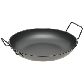 Click here to buy Chicago Metallic Gourmetware Oven Pancake Pan by Chicago Metallic.