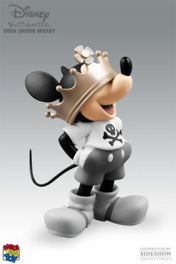 VINYL COLLECTIBLE DOLLS Crown Mickey