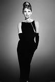 Empire 304773 Audrey Hepburn, Cigarette - Poster Plakat Druck - 61 x 91.5 cm