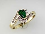 14K .50 CT Pear Shaped Emerald & Diamond Ring