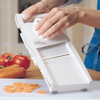 Pampered Chef Cutting Edge Ultimate Slice and Grate 1085